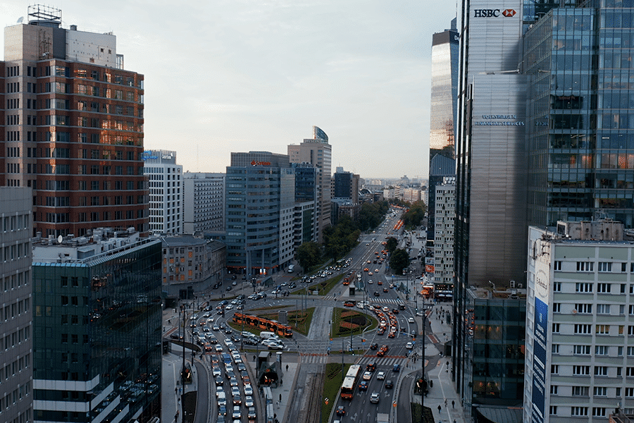 Warszawas forretningsdistrikt med mange internasjnale bedrifter tilstede